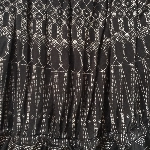 Romper - Picture 2 of 2